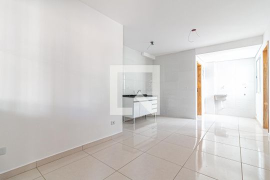 Sala de kitnet/studio para alugar com 2 quartos, 38m² em Parque Cisper, São Paulo