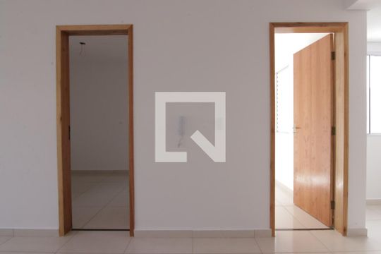 Sala/cozinha
 de apartamento para alugar com 2 quartos, 37m² em Parque Cisper, São Paulo