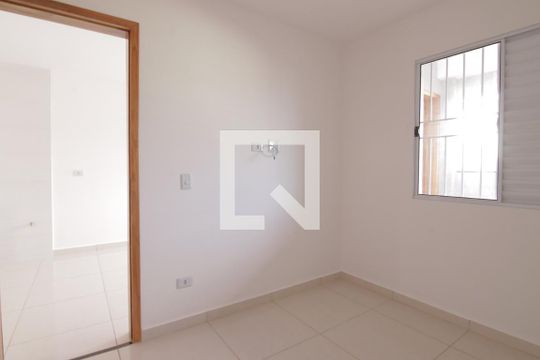 Quarto de apartamento para alugar com 2 quartos, 37m² em Parque Cisper, São Paulo