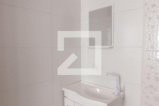 Banheiro de apartamento para alugar com 2 quartos, 38m² em Parque Cisper, São Paulo