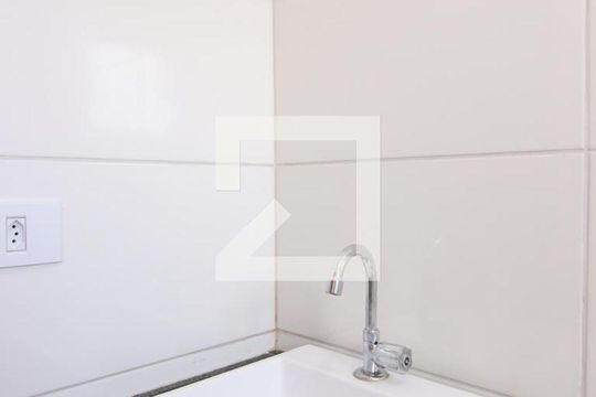Banheiro de kitnet/studio para alugar com 1 quarto, 24m² em Artur Alvim, São Paulo