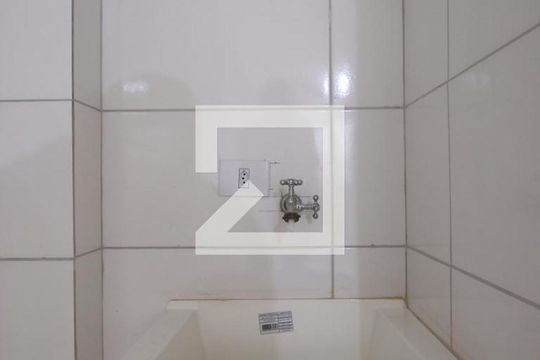 Banheiro de kitnet/studio para alugar com 1 quarto, 30m² em Artur Alvim, São Paulo