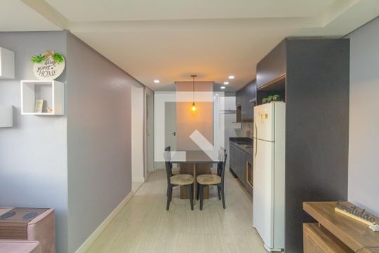 Sala/Cozinha de apartamento à venda com 2 quartos, 39m² em Olaria, Canoas