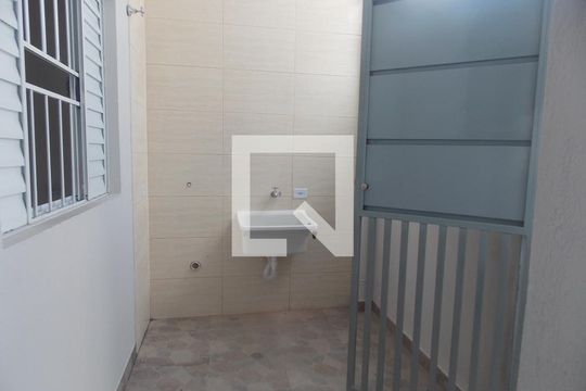 Lavanderia de casa para alugar com 1 quarto, 50m² em Cocaia, Guarulhos