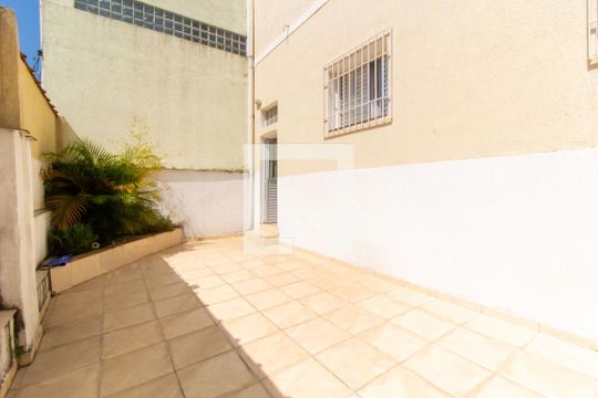 Garagem de casa para alugar com 2 quartos, 80m² em Alto da Mooca, São Paulo