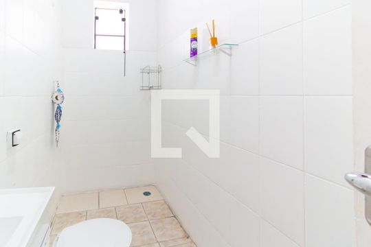 Banheiro de casa para alugar com 2 quartos, 80m² em Alto da Mooca, São Paulo