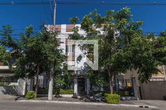 Fachada do Prédio de apartamento para alugar com 2 quartos, 93m² em São João, Porto Alegre