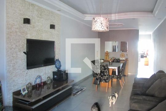 Casa à venda com 3 quartos, 300m² em Jardim Brasília (zona Leste), São Paulo
