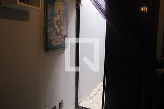 Quarto 1 de casa à venda com 3 quartos, 300m² em Jardim Brasília (zona Leste), São Paulo