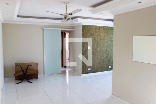 Sala de apartamento para alugar com 2 quartos, 90m² em Centro, São Vicente