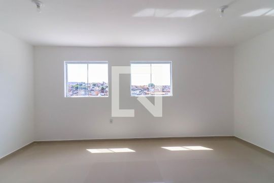 Sala - Quarto - Cozinha de kitnet/studio para alugar com 1 quarto, 43m² em Parque Pinheiros, Taboão da Serra