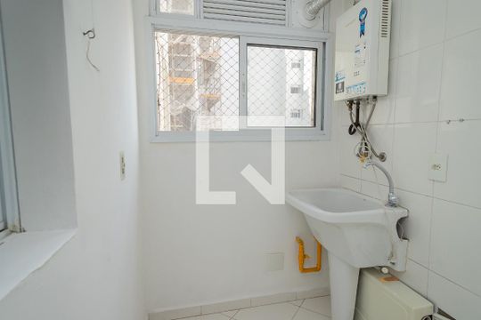 Área de Serviço de apartamento para alugar com 3 quartos, 66m² em Vila Gonçalves, São Bernardo do Campo