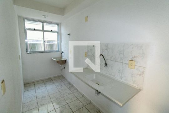 Cozinha de apartamento para alugar com 2 quartos, 60m² em Engenho do Porto, Duque de Caxias