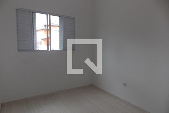 Quarto de apartamento para alugar com 2 quartos, 46m² em Parque Continental I, Guarulhos