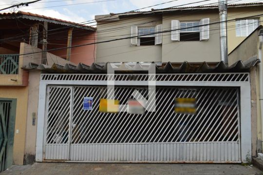 Fachada de casa à venda com 3 quartos, 200m² em Parque Residencial Oratorio, São Paulo