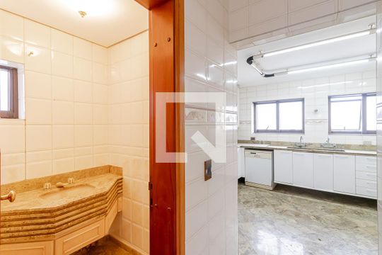 Lavabo da Copa de apartamento à venda com 4 quartos, 490m² em Bosque da Saúde, São Paulo