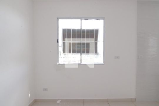 Sala/cozinha
 de apartamento para alugar com 2 quartos, 38m² em Parque Cisper, São Paulo