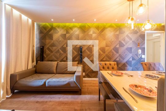 Sala de apartamento à venda com 2 quartos, 44m² em Parque Sao Vicente, Santo André