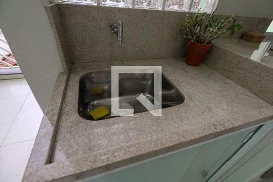 Área de Serviço de casa à venda com 3 quartos, 227m² em Vila Regente Feijó, São Paulo