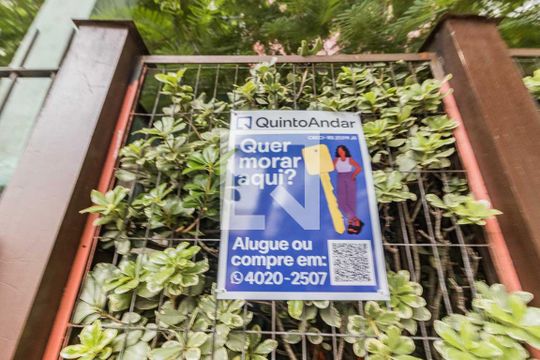 Placa de apartamento à venda com 2 quartos, 158m² em Auxiliadora, Porto Alegre
