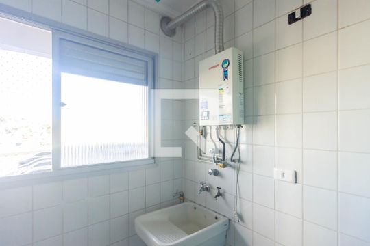 Área de Serviço de apartamento para alugar com 2 quartos, 61m² em Jaguaribe, Osasco