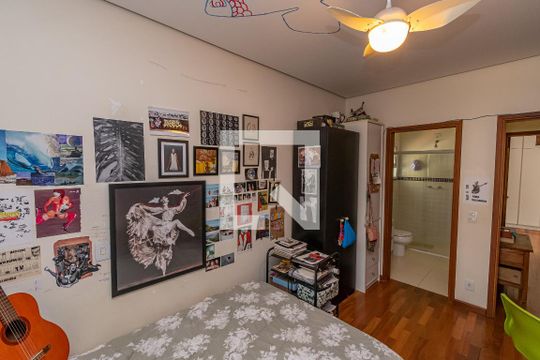 Suite 1 de casa de condomínio à venda com 4 quartos, 250m² em Chácara Belvedere, Campinas