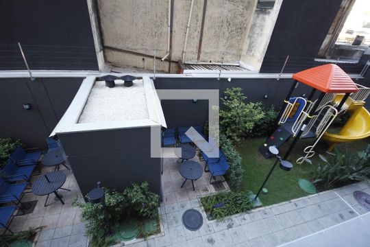Vista de kitnet/studio para alugar com 1 quarto, 27m² em Vila Dom Pedro I, São Paulo