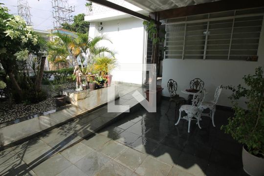 Garagem de casa para alugar com 3 quartos, 310m² em Parque da Mooca, São Paulo