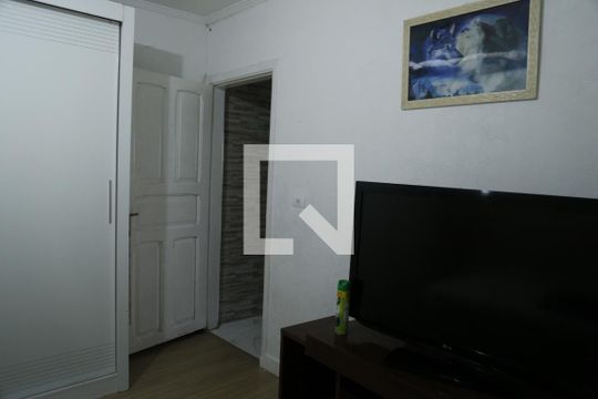Quarto 2 de casa à venda com 2 quartos, 250m² em Vila Picinin, São Paulo