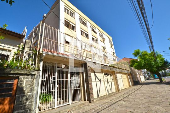 Fachada de apartamento à venda com 3 quartos, 108m² em Teresópolis, Porto Alegre