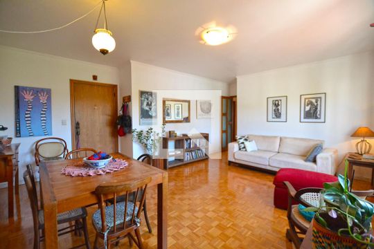 Sala de apartamento à venda com 3 quartos, 108m² em Teresópolis, Porto Alegre