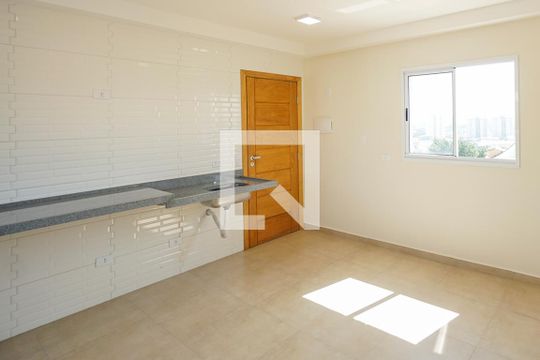 Cozinha de apartamento para alugar com 2 quartos, 34m² em Vila Carrao, São Paulo