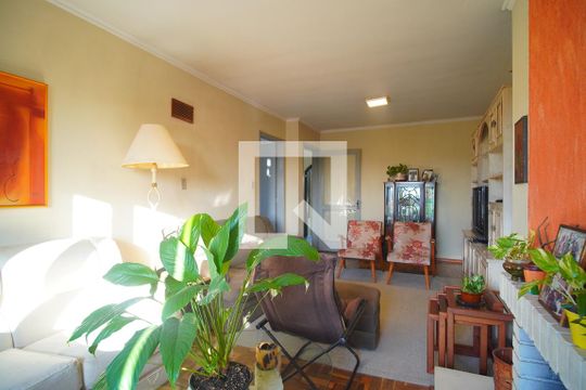 Sala 2 de casa à venda com 4 quartos, 240m² em Rondônia, Novo Hamburgo