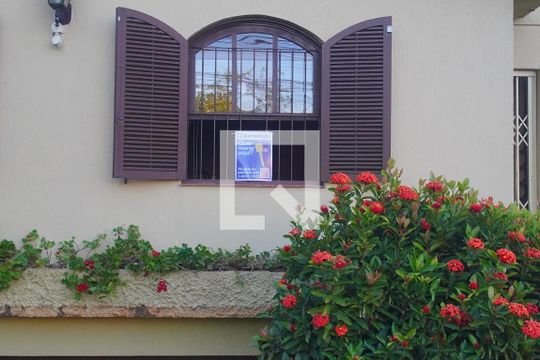 Fachada da Casa de casa à venda com 4 quartos, 240m² em Rondônia, Novo Hamburgo