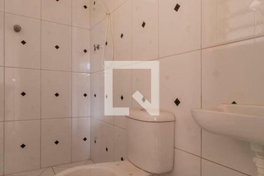 Casa 2 Banheiro de casa à venda com 7 quartos, 300m² em Vila Ré, São Paulo