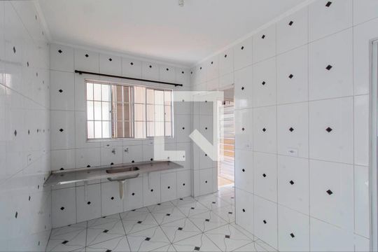 Casa 2 Cozinha de casa à venda com 7 quartos, 300m² em Vila Ré, São Paulo