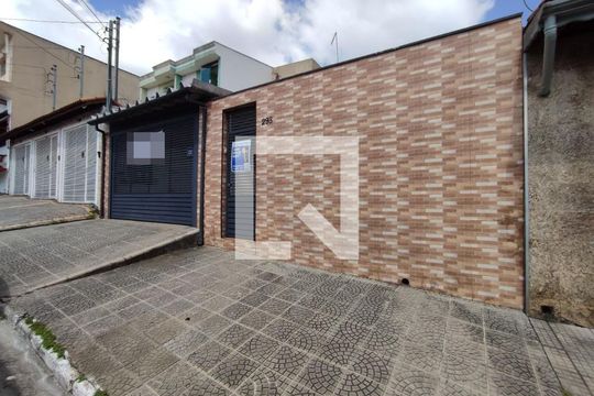 Fachada de casa à venda com 7 quartos, 300m² em Vila Ré, São Paulo