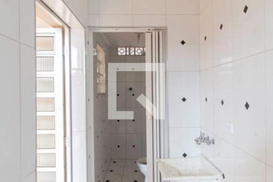 Casa 2 Área de Serviço de casa à venda com 7 quartos, 300m² em Vila Ré, São Paulo