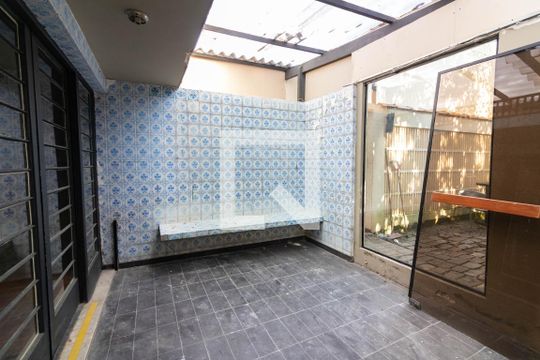 Área comum de casa para alugar com 4 quartos, 350m² em Campo Belo, São Paulo