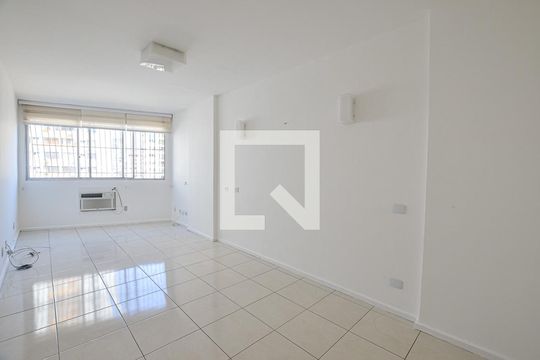 Sala de apartamento para alugar com 2 quartos, 62m² em Icaraí, Niterói