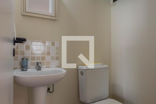 Lavabo de apartamento à venda com 1 quarto, 56m² em Pinheiros, São Paulo