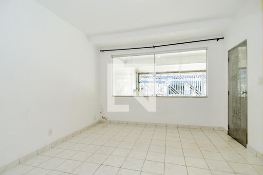Sala de casa à venda com 4 quartos, 230m² em Vila Antonieta, Guarulhos