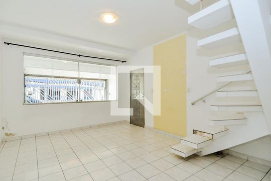 Casa à venda com 4 quartos, 230m² em Vila Antonieta, Guarulhos