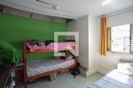 Quarto de casa à venda com 8 quartos, 187m² em Vila Alzira, São Paulo