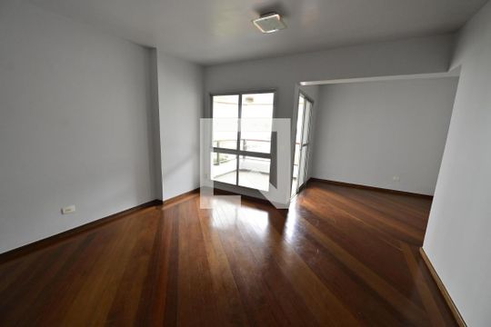 Sala de apartamento para alugar com 3 quartos, 110m² em Setor Oeste, Goiânia