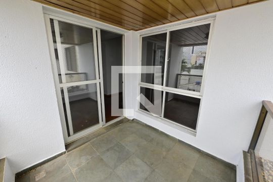 Varanda de apartamento para alugar com 3 quartos, 110m² em Setor Oeste, Goiânia