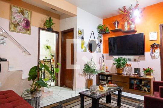 Casa à venda com 3 quartos, 110m² em Jardim Oriental, São Paulo