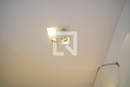 Quarto de apartamento à venda com 1 quarto, 50m² em São João, Porto Alegre