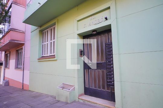 Fachada do Prédio de apartamento à venda com 1 quarto, 50m² em São João, Porto Alegre
