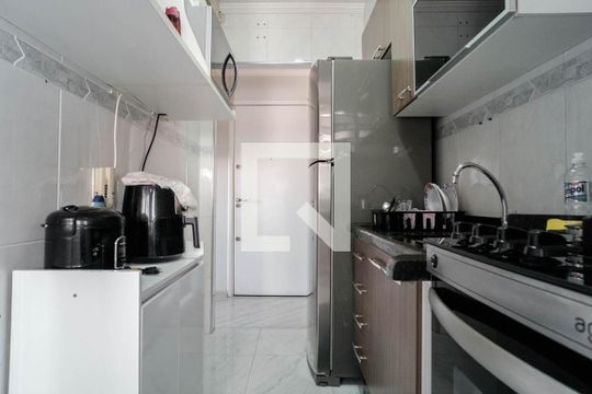 Cozinha de apartamento à venda com 3 quartos, 60m² em Vila Talarico, São Paulo